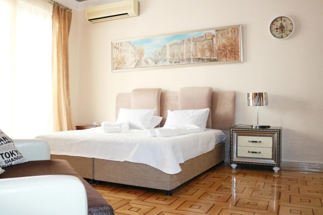 Hotel Luxors Garden Batumi Exterior foto